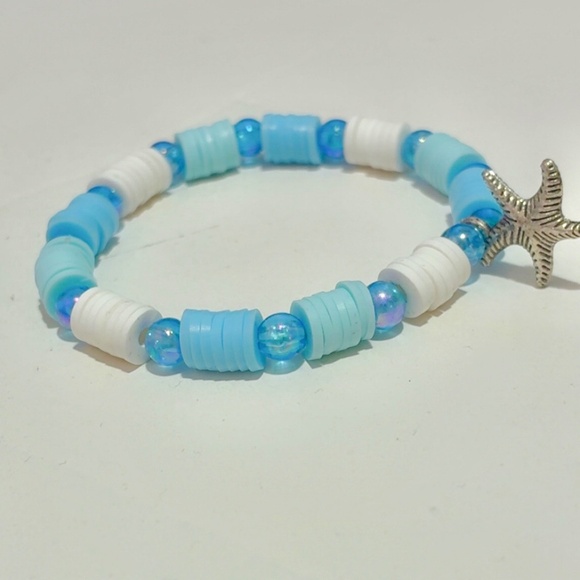 3-pack Blue colored clay bracelets - Picture 3 of 3